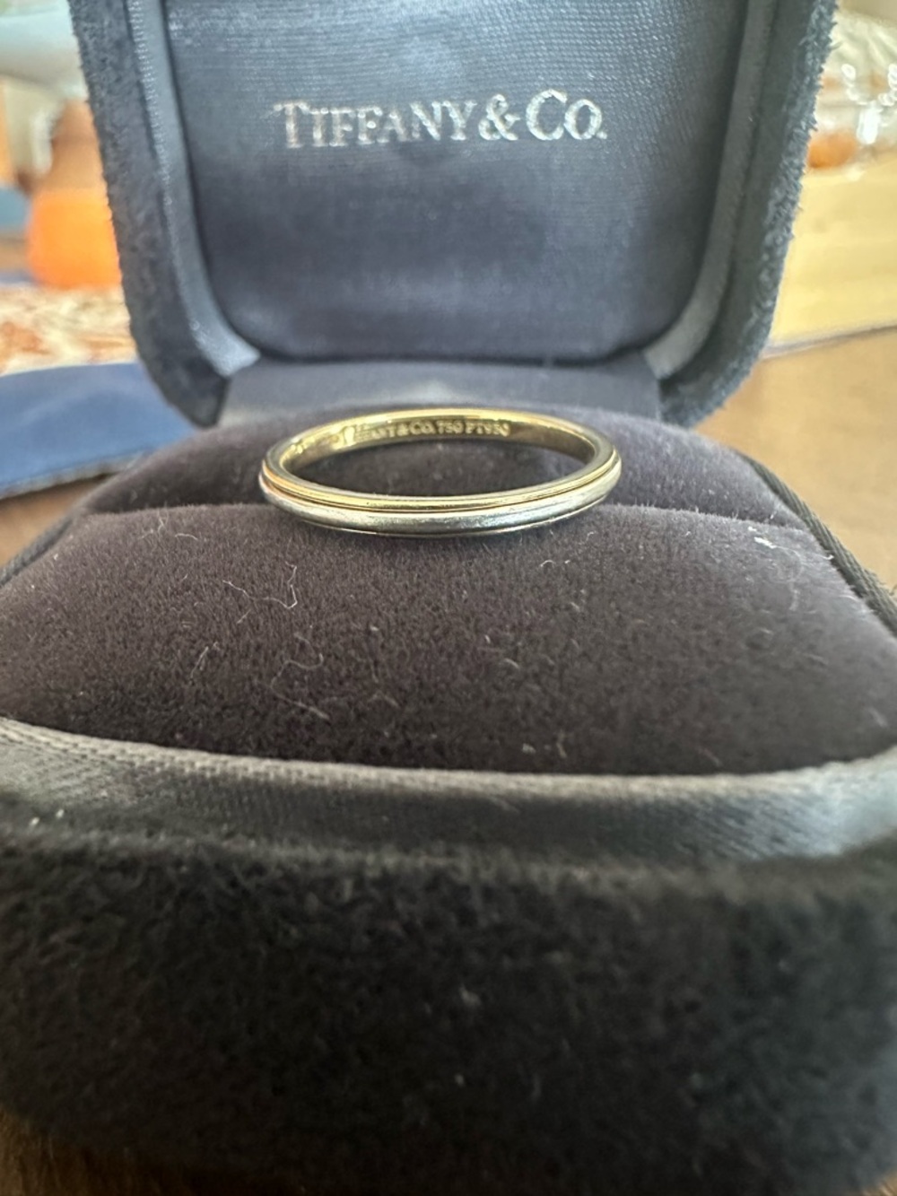 Tiffany & Co, Milgrain band ring in 18k yellow gold and platinum, size 5
